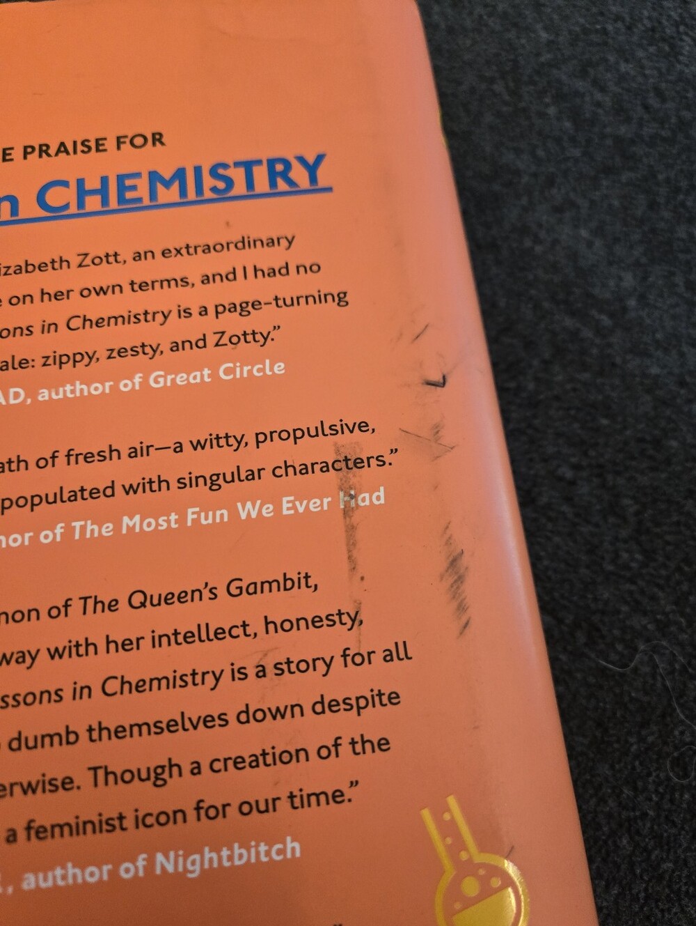 Lessons In Chemistry, Hardcover - Picture 6 of 8